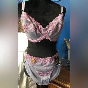 Wacoal Lace Bra & Pantie Set - Pink and Gray 38D & XL - 8